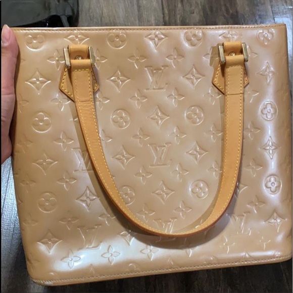 Louis Vuitton Houston Tote vernis - Picture 4 of 10